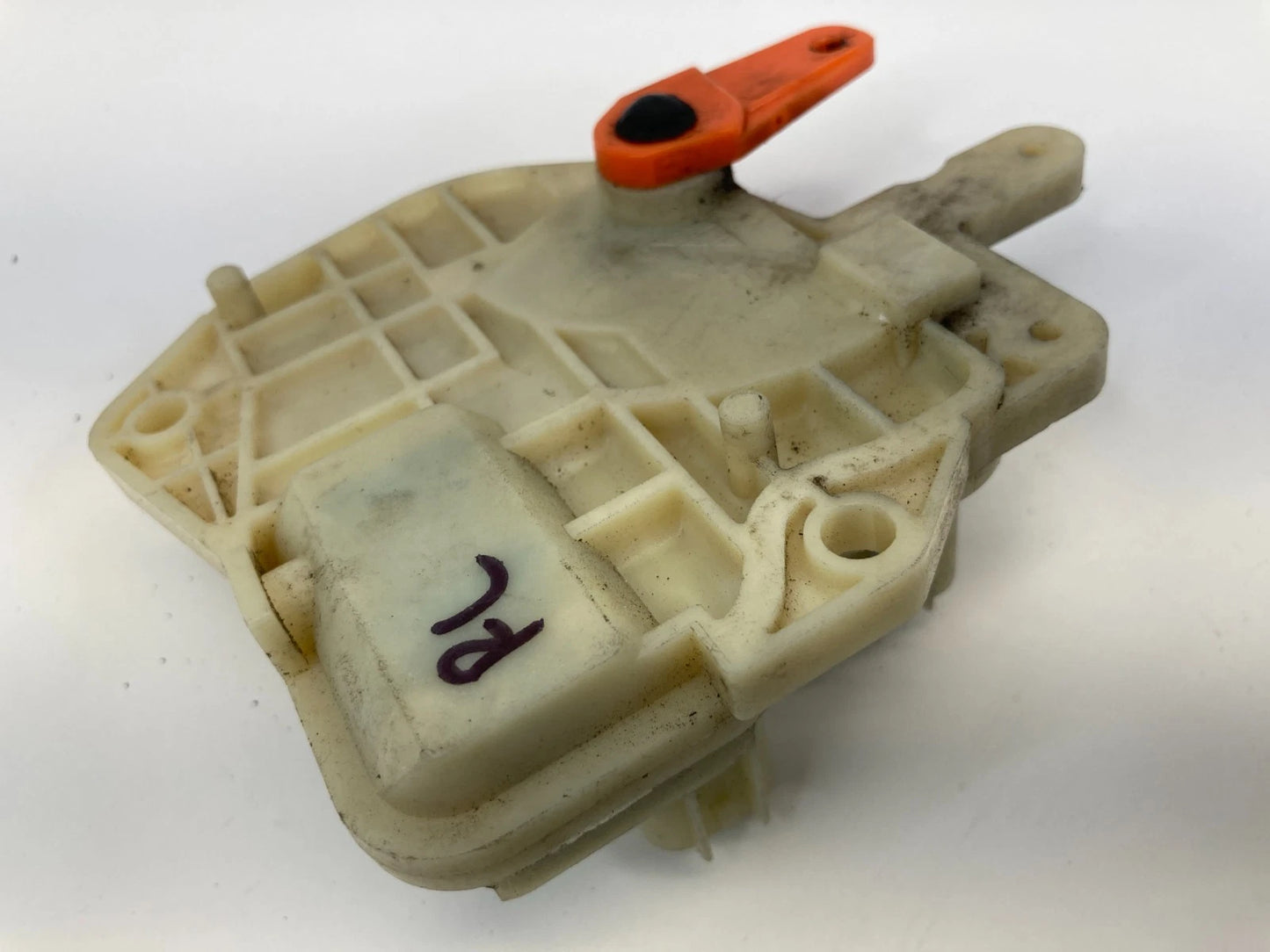 01-05 HONDA CIVIC SEDAN REAR LEFT SIDE DOOR LATCH LOCK BUTTON ACTUATOR OEM