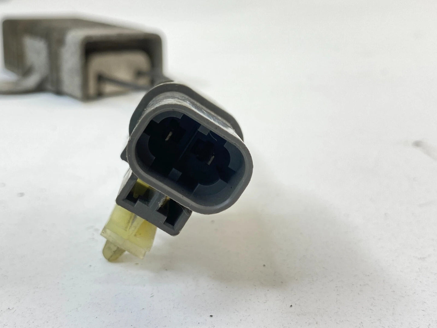 2010-2014 SUBARU LEGACY OUTBACK DAYTIME RUNNING LAMP RESISTOR MODULE UNIT