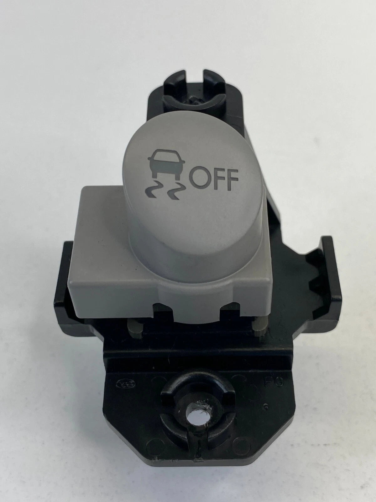 2009 10 11 12 2013 SUBARU FORESTER TRACTION CONTROL BUTTON SWITCH 66211FG000 OEM