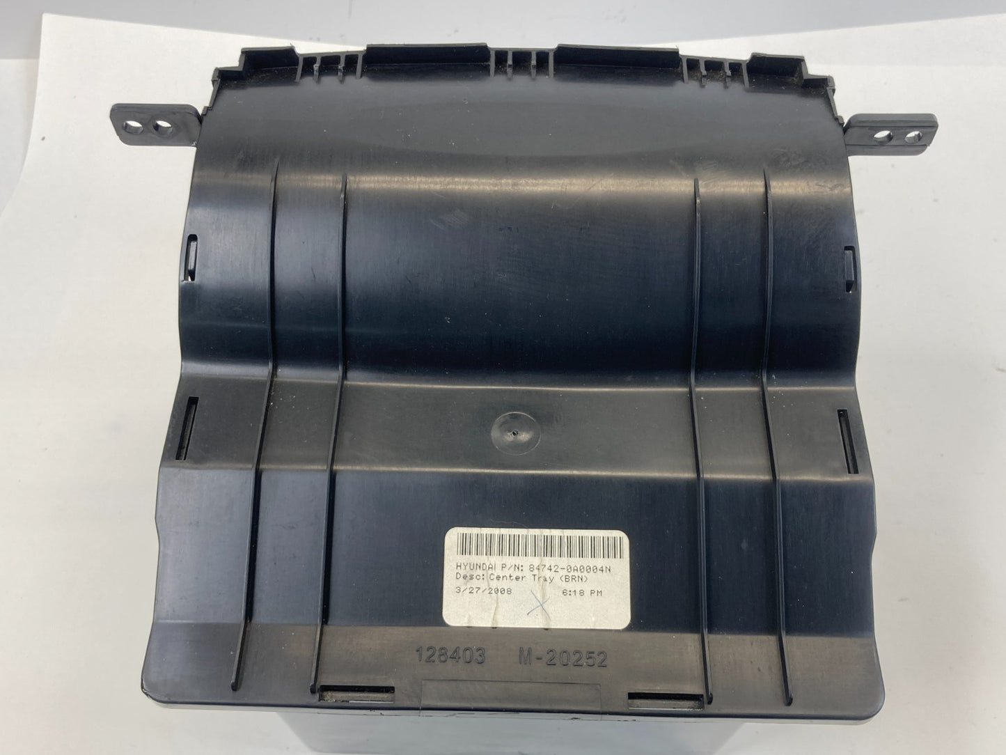 09 10 Hyundai Sonata Front Center Console Storage Compartment Tray 84742-0A000