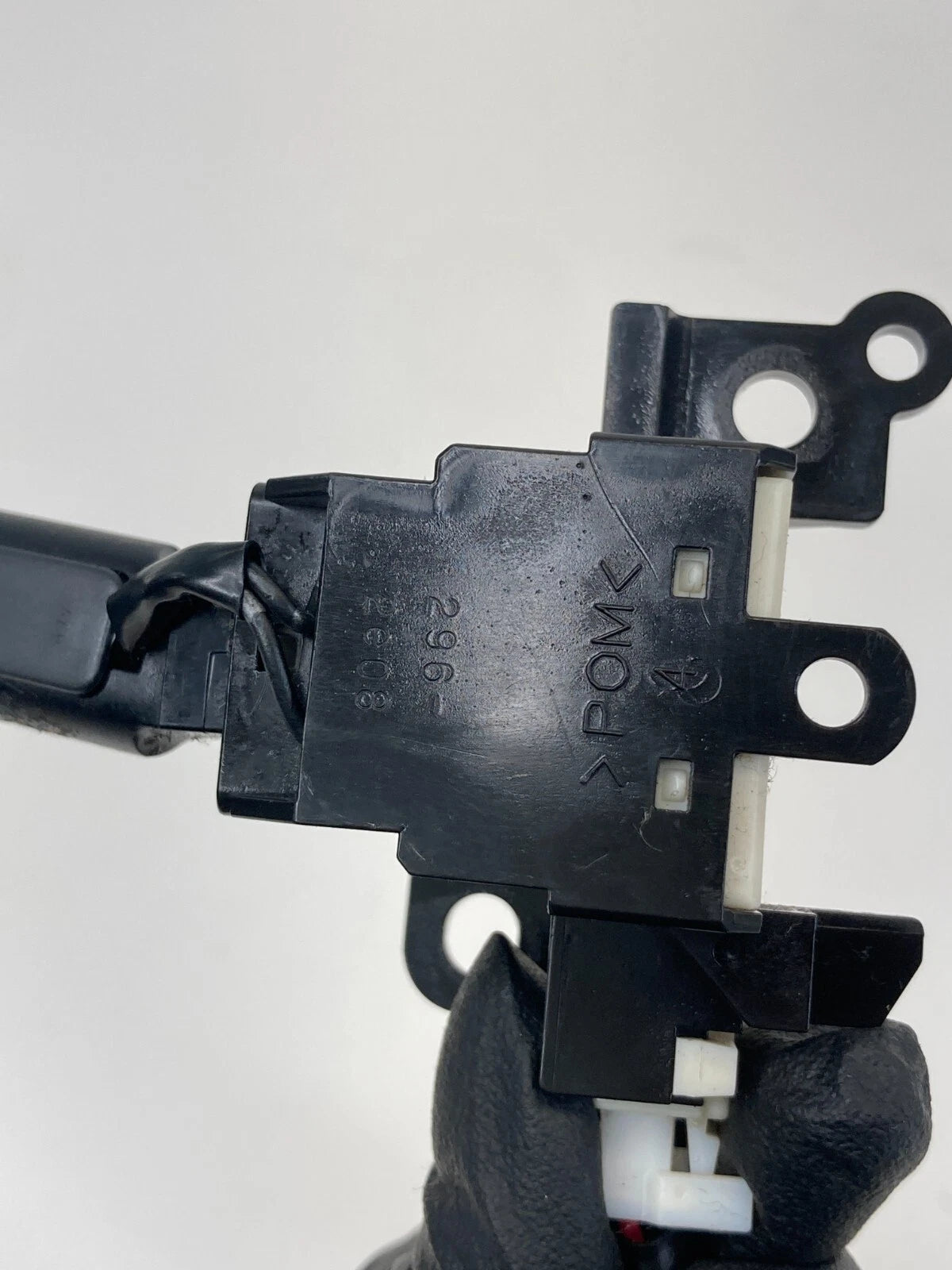 2004-2015 TOYOTA RAV-4 RAV4 SET/RESUME SPEED CRUISE CONTROL SWITCH OEM