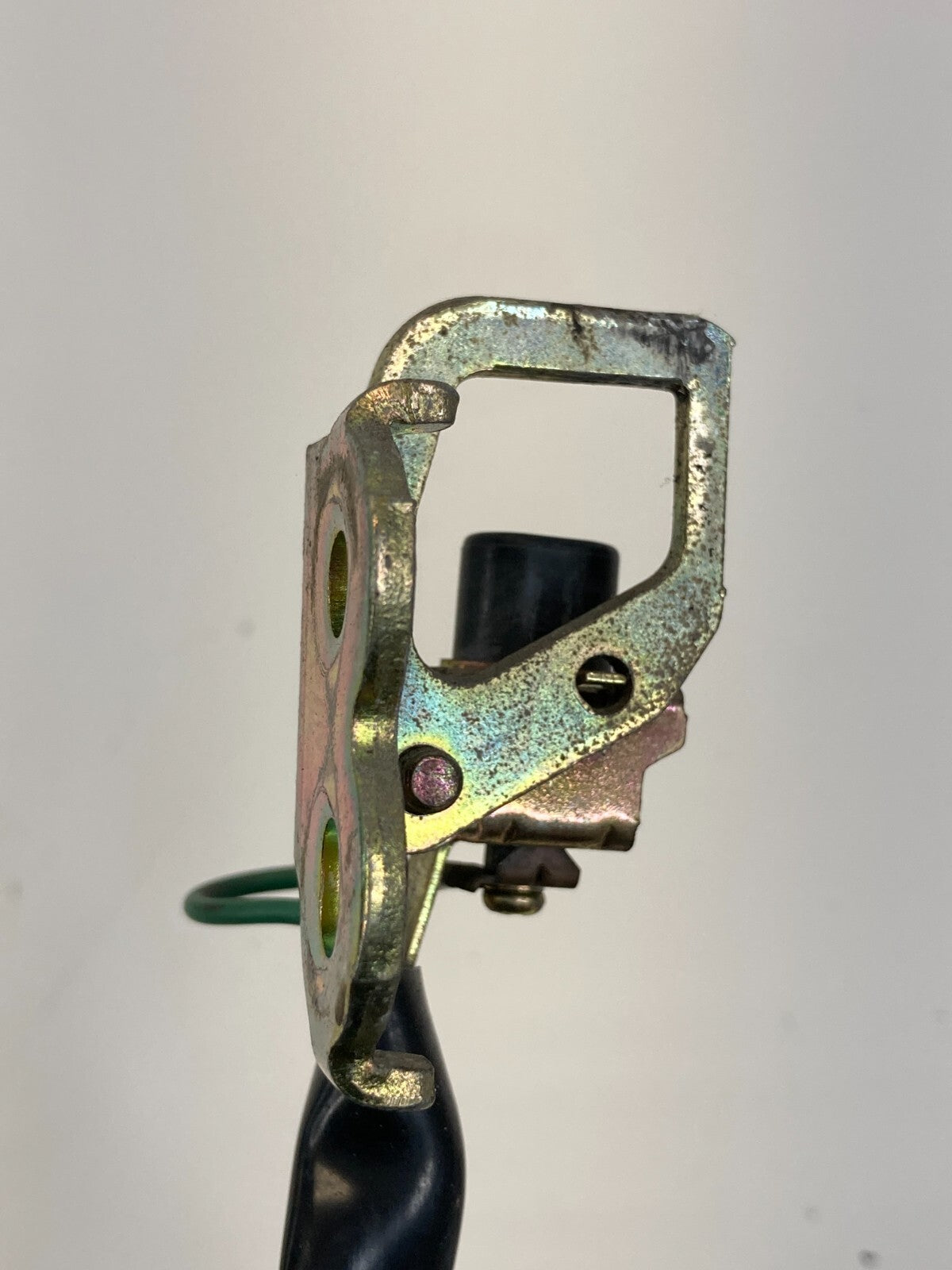 1992-2003 Toyota Camry SEDAN Rear Trunk Lock latch Striker Switch Assy OEM