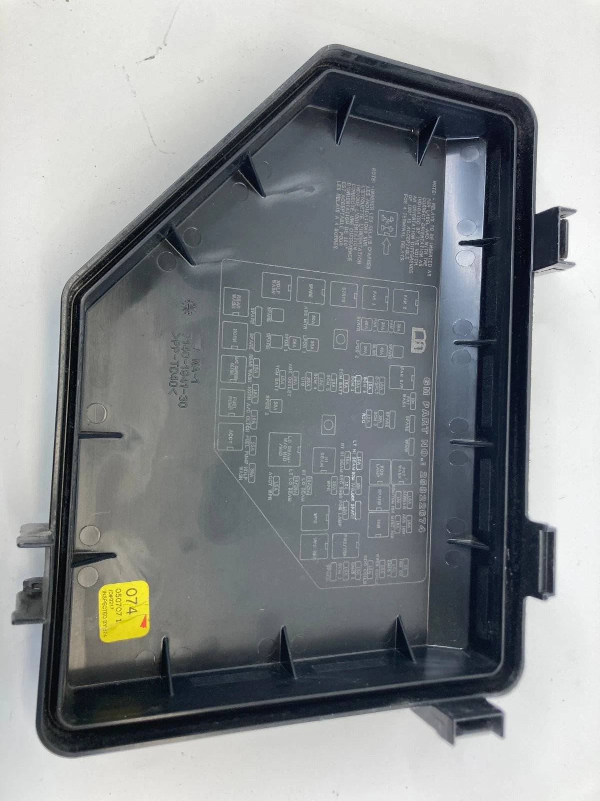 2007 2008 2009 CADILLAC SRX ENGINE BAY FUSE BOX CAP FUSEBOX LID COVER OEM
