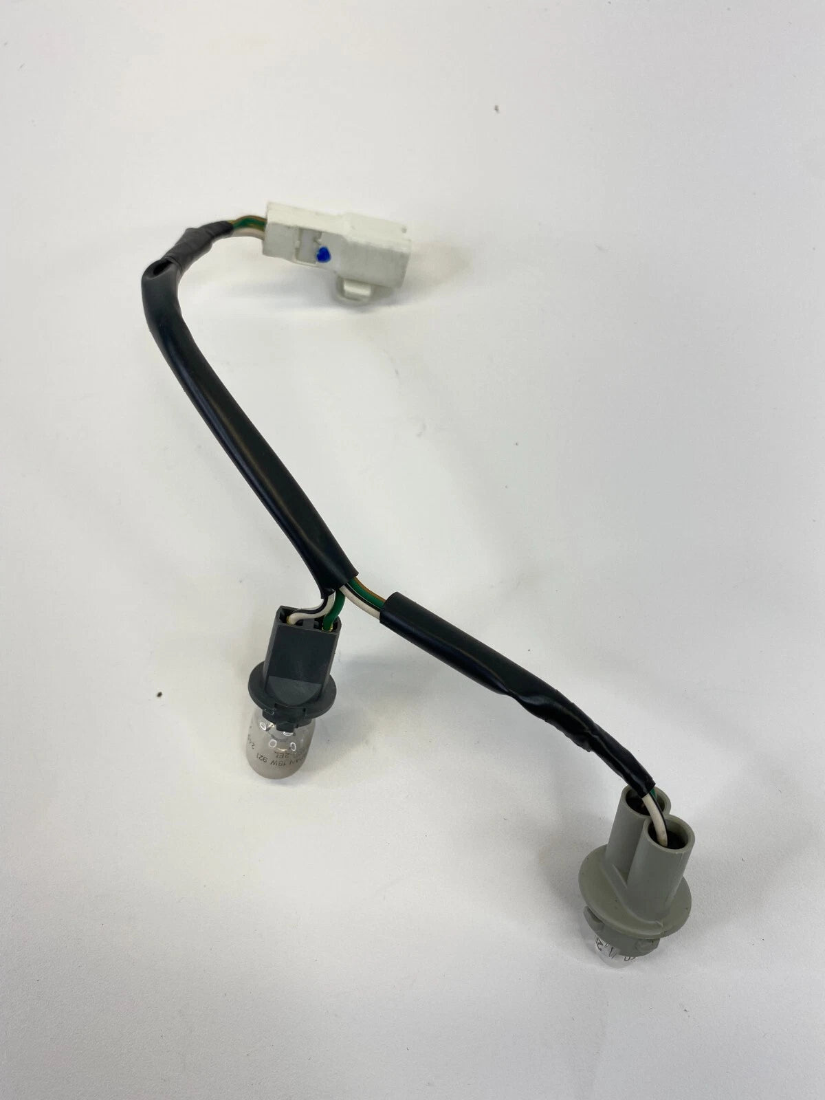 2002 2003 LEXUS ES300 REAR TAILLIGHT BRAKE LIGHT LAMP WIRING HARNESS SOCKETS OEM