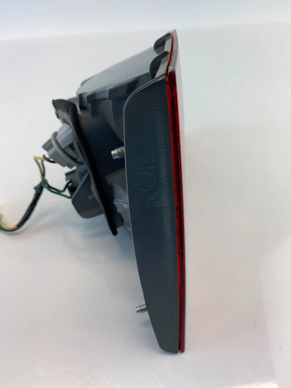 2010-2013 KIA FORTE SEDAN PASSENGER SIDE INNER TAIL LIGHT 92404-1M000 OEM