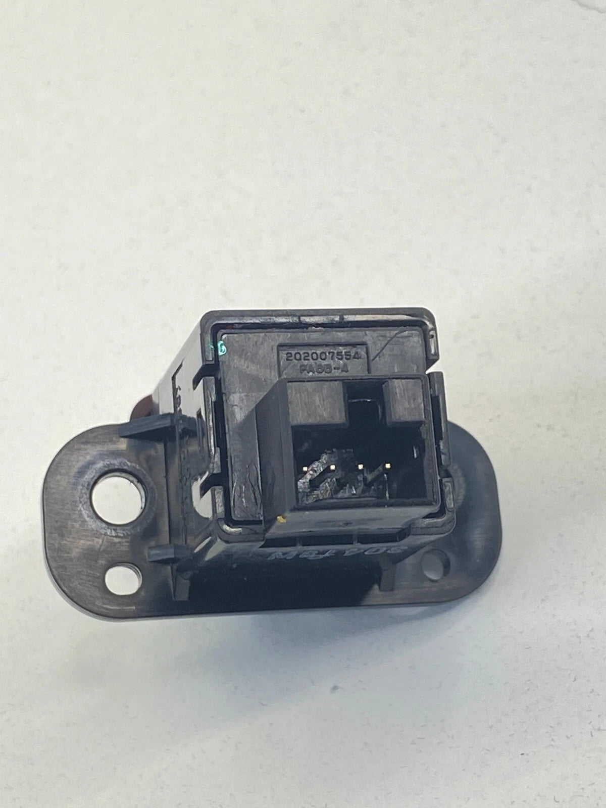 11-16 CRUZE 12-20 SONIC FRONT DASH INTERIOR HAZARD WARNING LAMP SWITCH 95282258