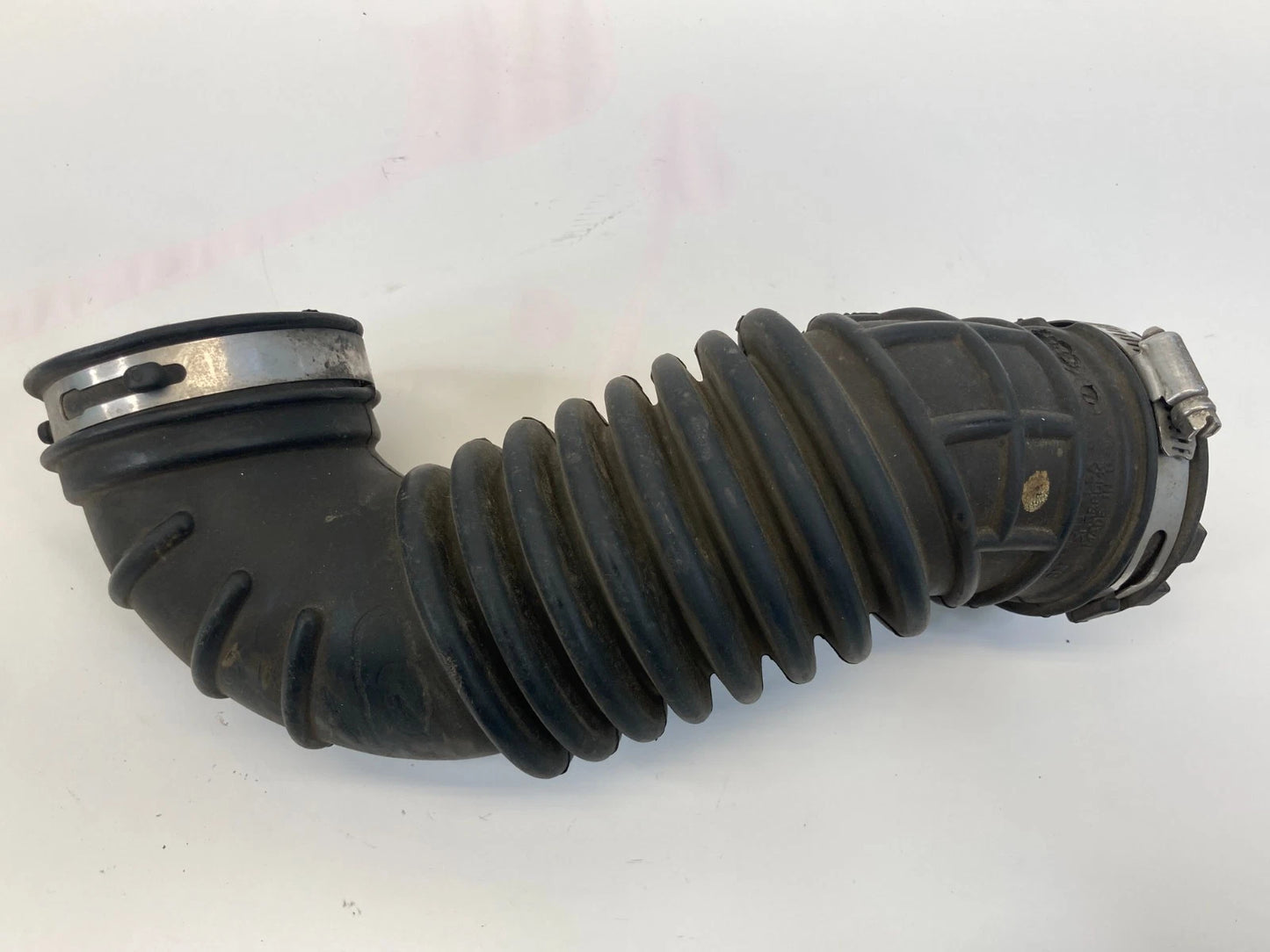 12-18 CHEVY SONIC 1.8L FWD AIR CLEANER INTAKE HOSE OUTLET DUCT TUBE 94537633 OEM