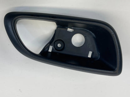 2011-2020 DODGE JOURNEY INTERIOR REAR RIGHT DOOR HANDLE COVER 3001059LFN OEM