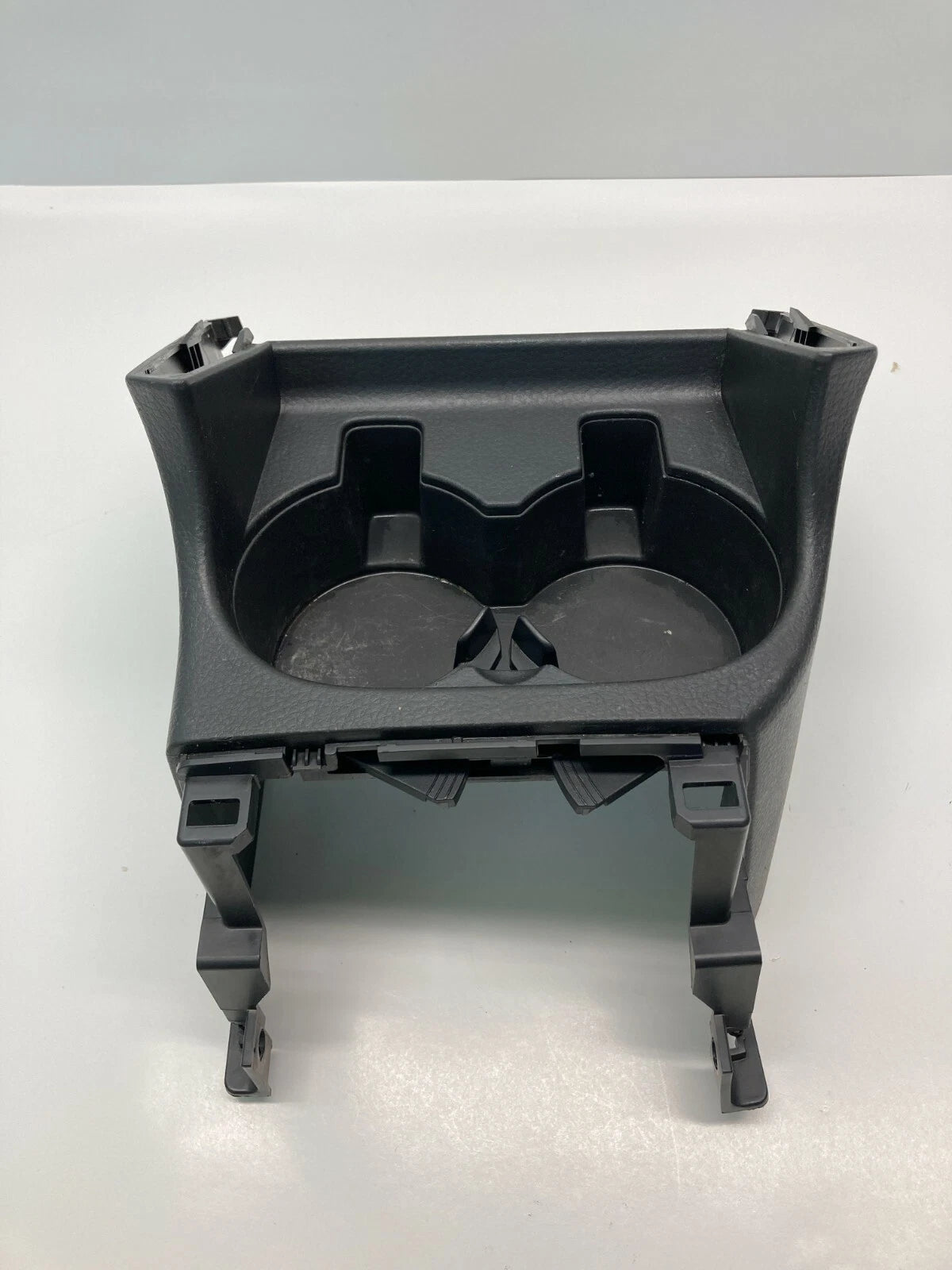 2005 2006 2007 SUZUKI AERIO FRONT CENTER CONSOLE CUP HOLDER INSERT 75820-59J00