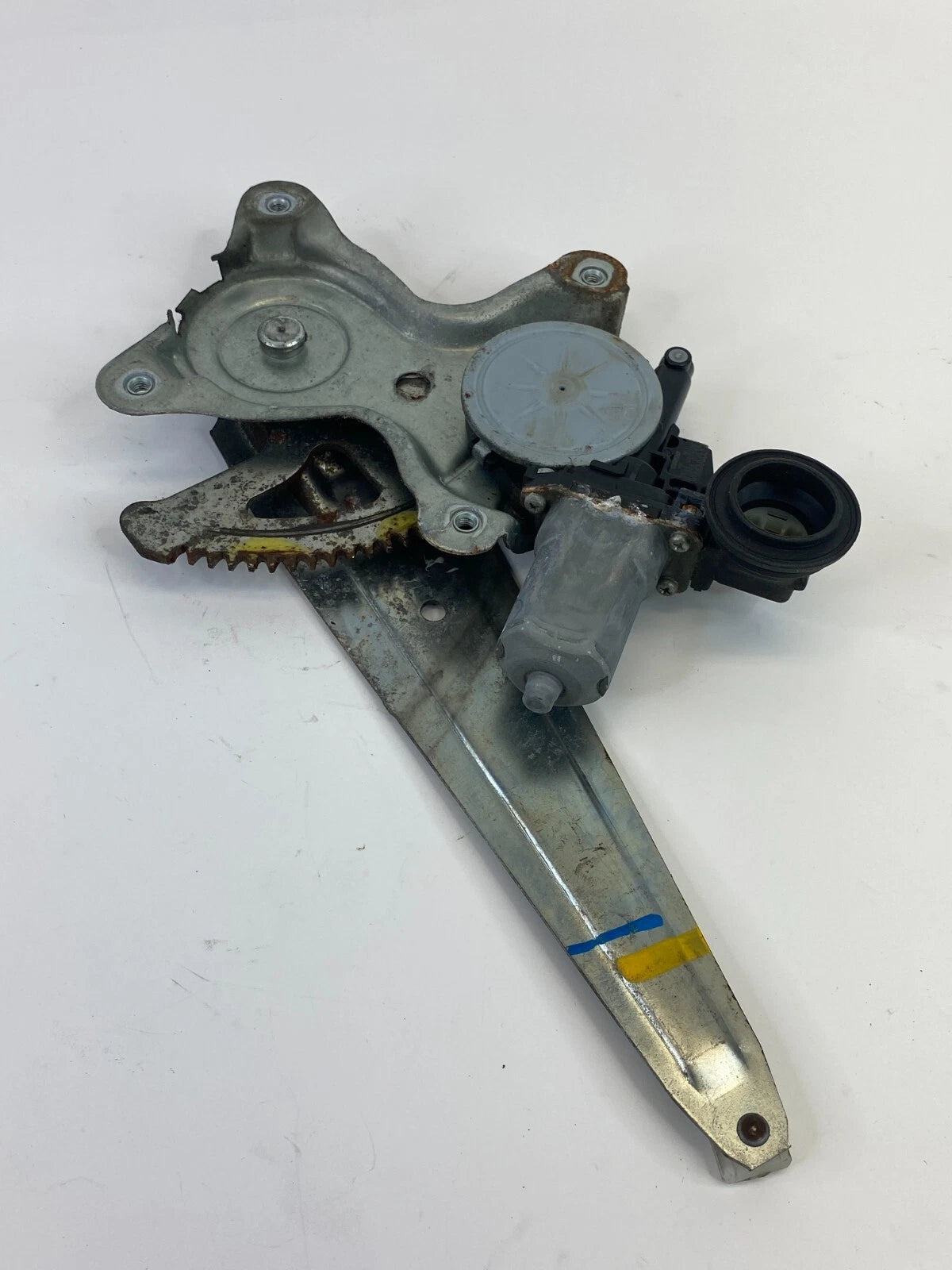 2006-2008 LEXUS IS250 IS350 REAR LEFT BACK DOOR POWER WINDOW MOTOR 85710-58010
