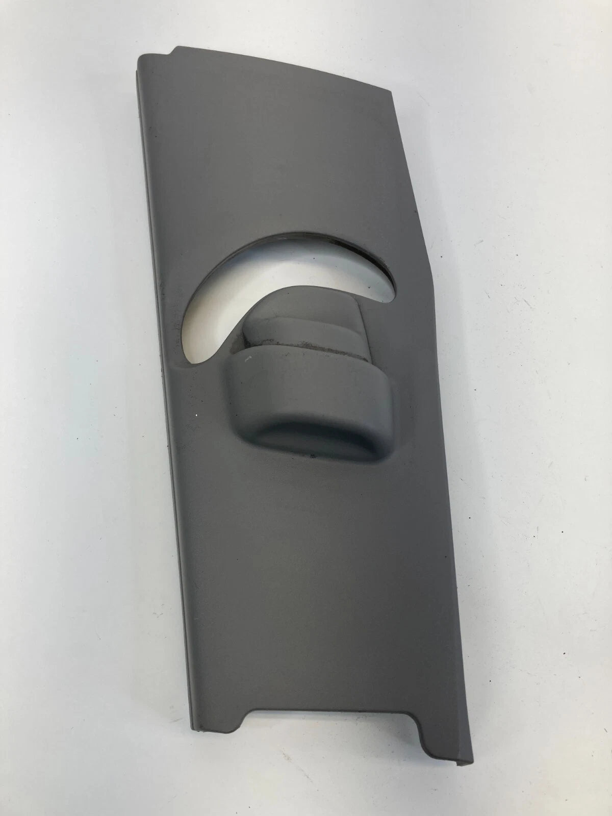 2008-2012 HONDA ACCORD SEDAN FRONT LEFT SEAT BELT ADJUSTER COVER TRIM OEM