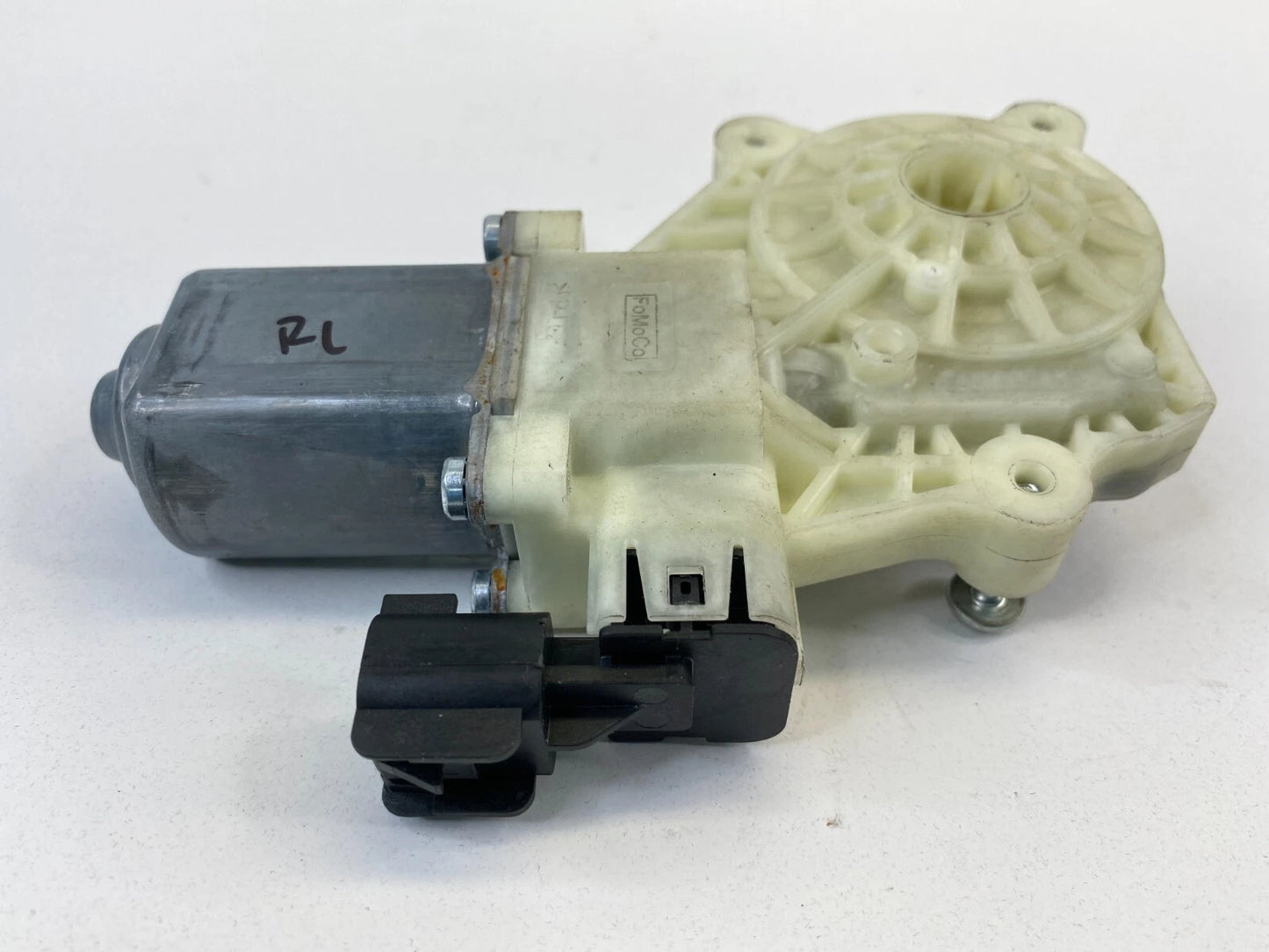2012-2018 FORD FOCUS REAR LEFT SIDE DOOR POWER WINDOW MOTOR CM51A27001AE 2 PINS