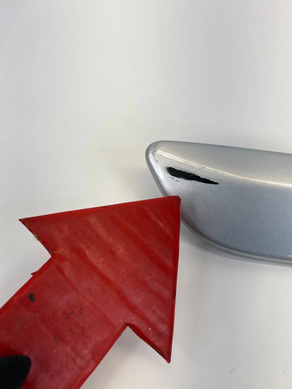 2004-2011 VOLVO S40 SEDAN EXTERIOR REAR RIGHT DOOR MOLDING TRIM BEZEL 39987039