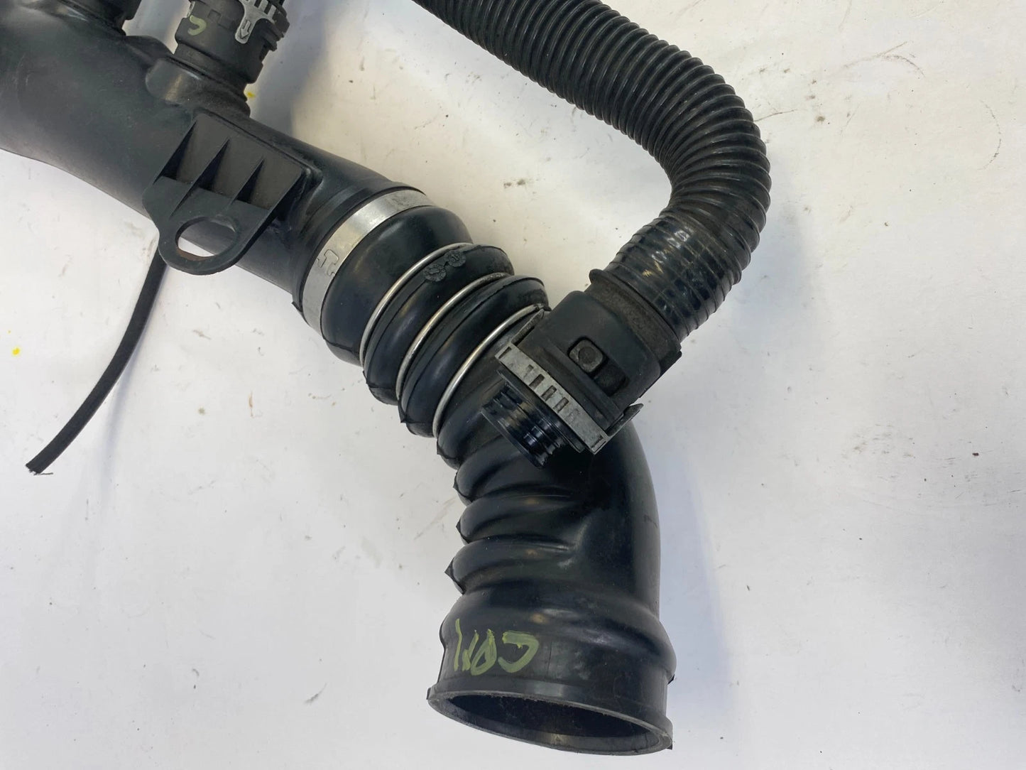 2007 2008 BMW 335XI N54 AIR INTAKE INDUCTION CHARGE TRACT PIPE 1165-7-570-069-02