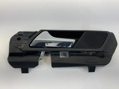 2006 2007 MERCEDES-BENZ ML500 REAR LEFT SIDE INTERIOR DOOR HANDLE W/ TWEETER