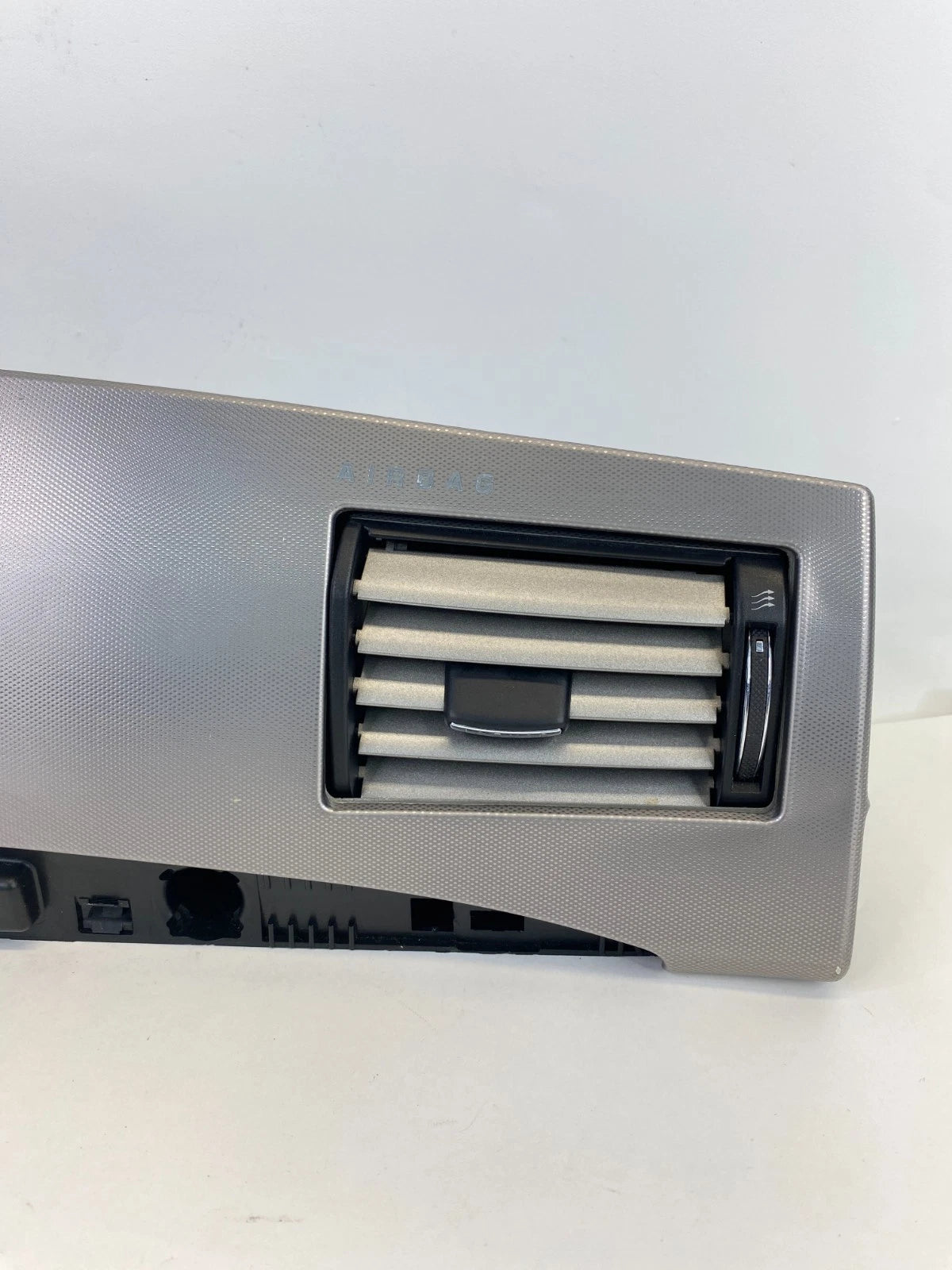 09-15 JAGUAR XF DASH RIGH PASSENGER AC AIR VENT PANEL BEZEL TRIM 8X23043C26AH