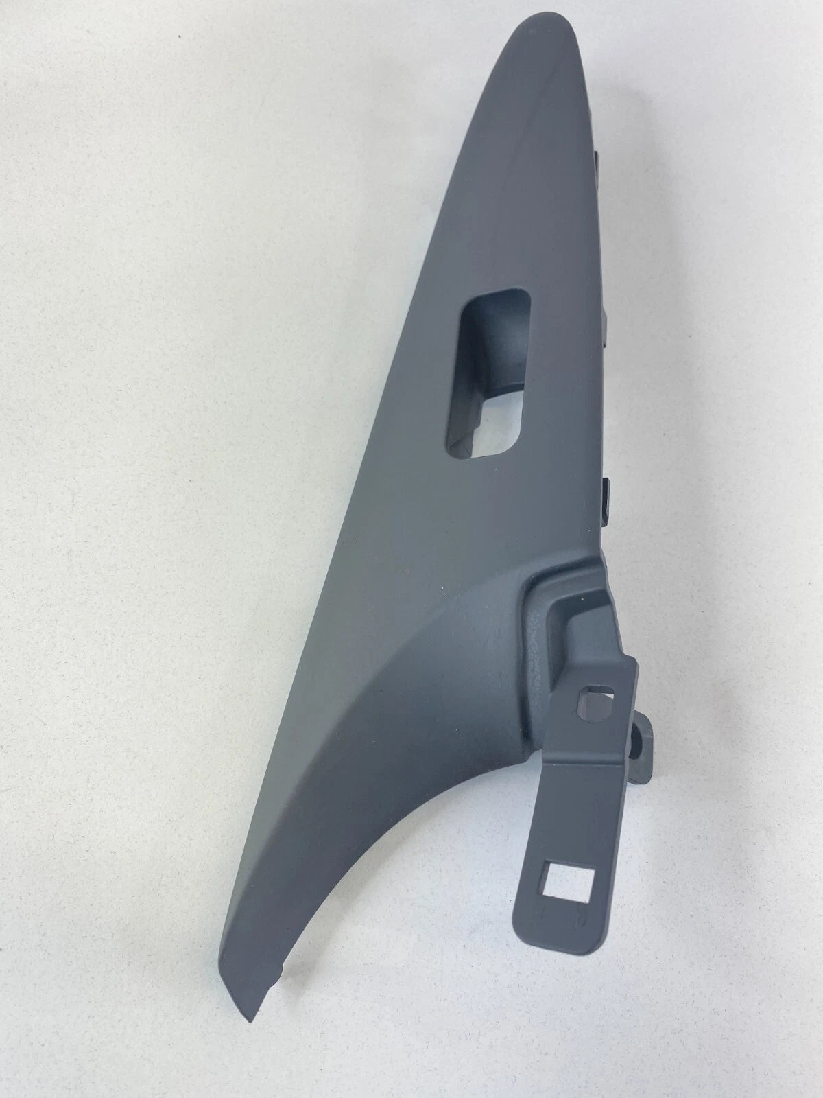 11-14 HYUNDAI SONATA REAR LEFT SIDE WINDOW SWITCH COVER TRIM BEZEL 93581-3S000