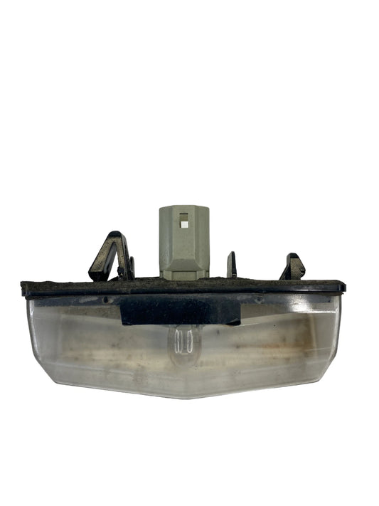 2009 2010 2011 2012 2013 TOYOTA MATRIX REAR TRUNK LICENSE PLATE LIGHT LAMP OEM