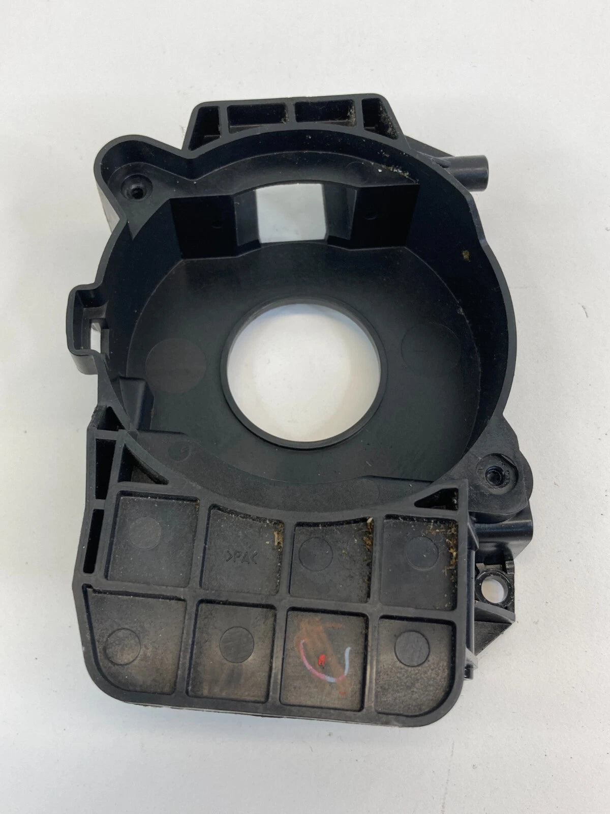 2006-2012 FORD FUSION STEERING COLUMN HOUSING COVER BEZEL TRIM 8E5T-14B522-ABW