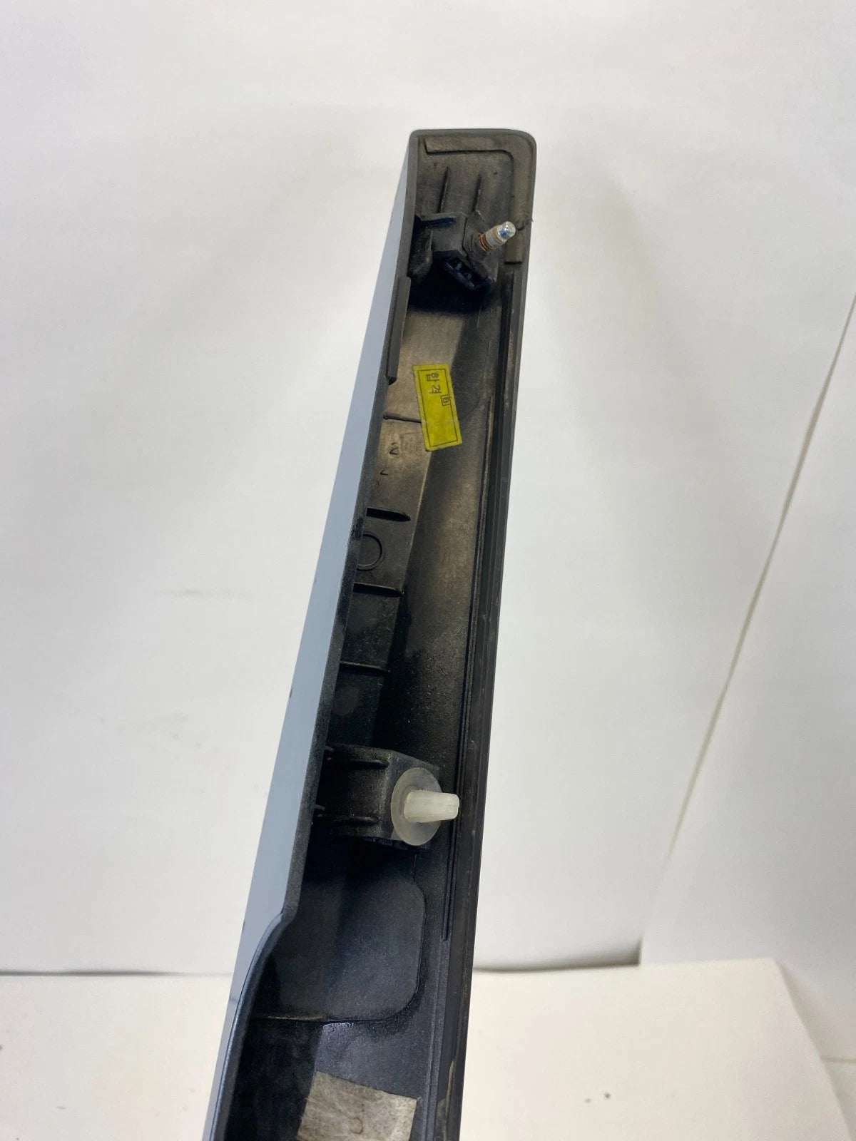 2012-2017 HYUNDAI ACCENT SEDAN TRUNK LID GARNISH FINISH TRIM MOLDING OEM