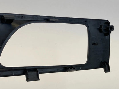 2010-2014 SUBARU LEGACY FRONT RIGHT SIDE INTERIOR DOOR HANDLE BEZEL 94236-AJ02A