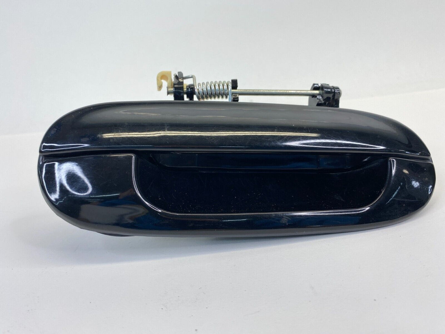 2002-2009 Chevrolet Trailblazer Rear Right Side Exterior Door Handle Assembly