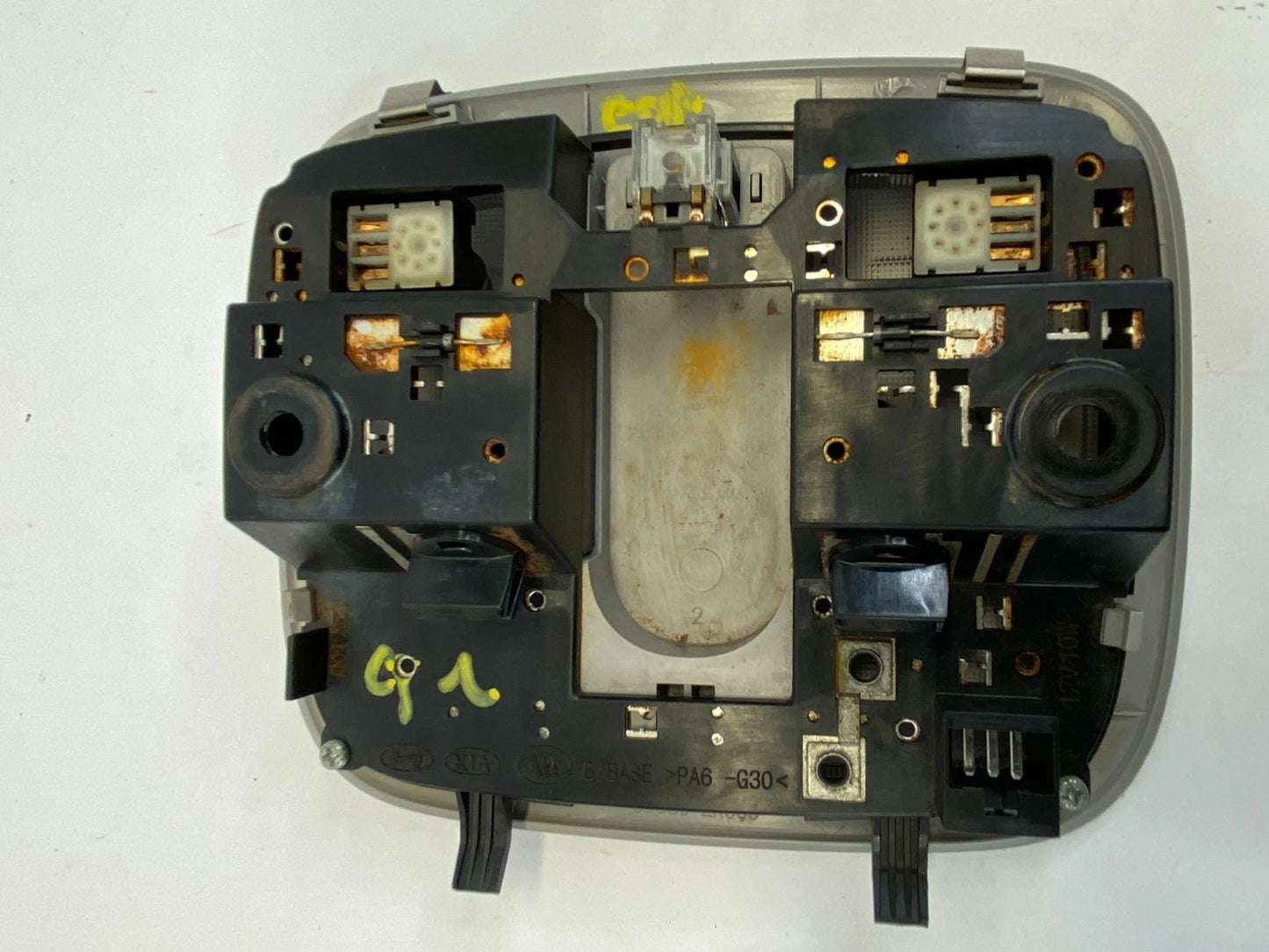 2010-2013 KIA SOUL OVERHEAD ROOF CONSOLE DOME MAP LIGHT LAMP GRAY 928502K000 OEM