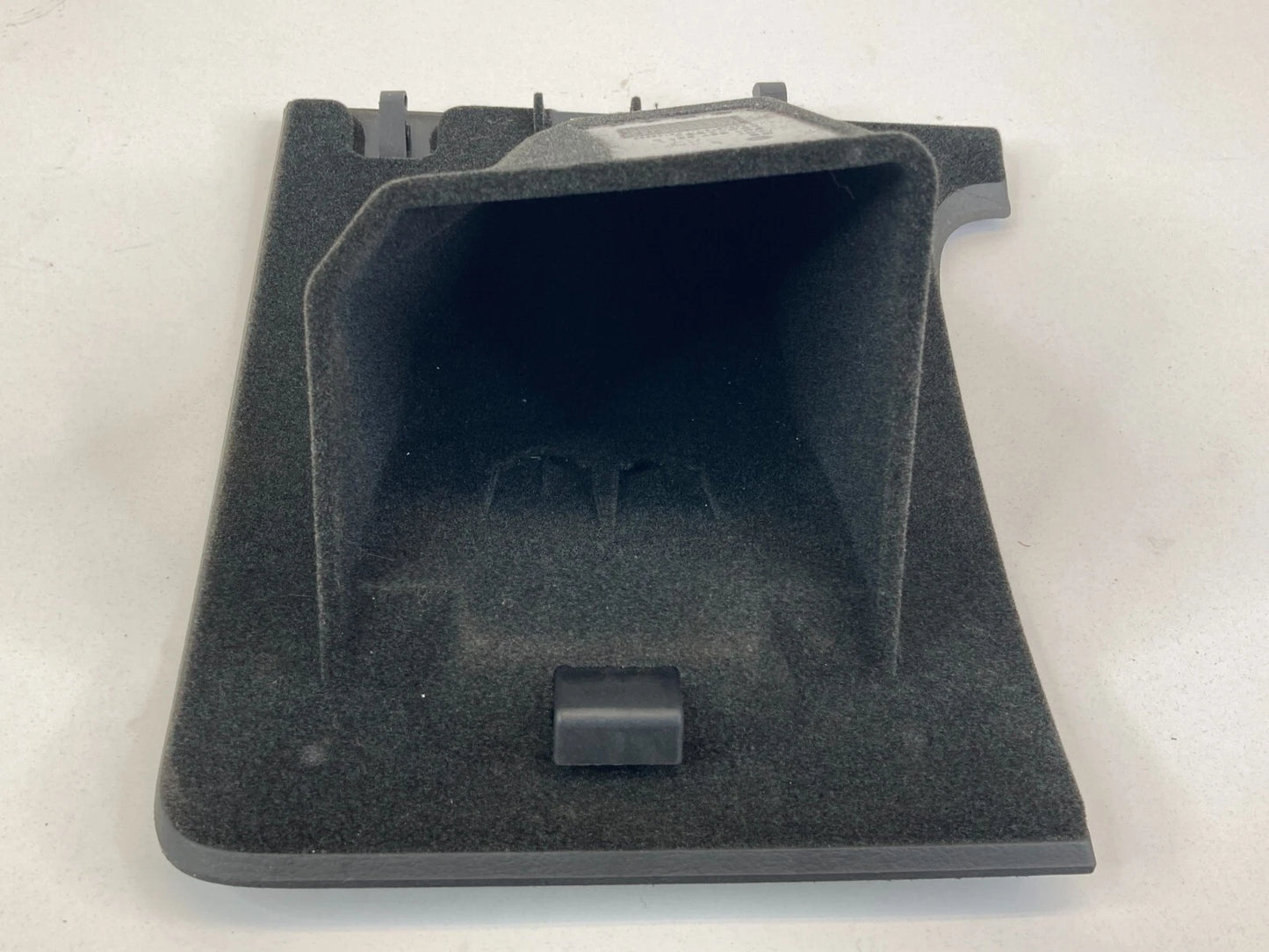 06-10 VOLKSWAGEN PASSAT DASH CENTER LOWER PANEL STORAGE COMPARTMENT 3C1-857-921