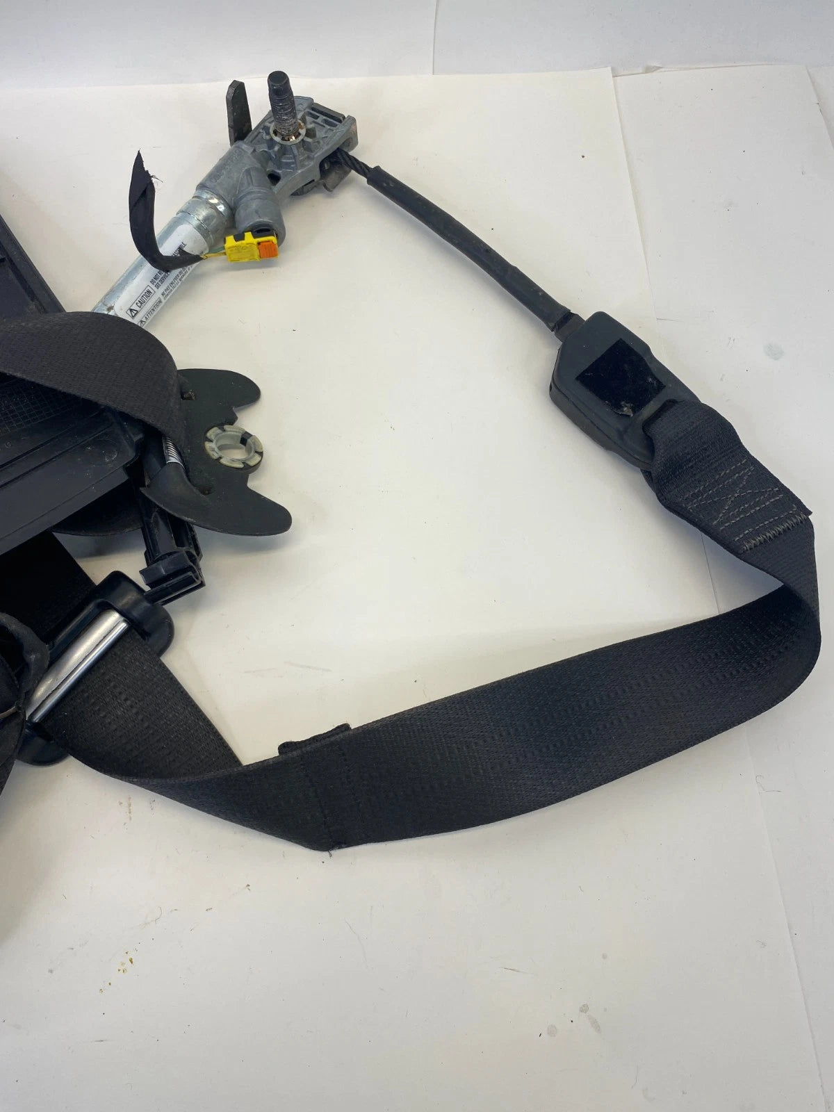 2013 14 2015 DODGE DART FRONT LEFT DRIVER SEAT BELT RETRACTOR P1SV73DX9AD OEM