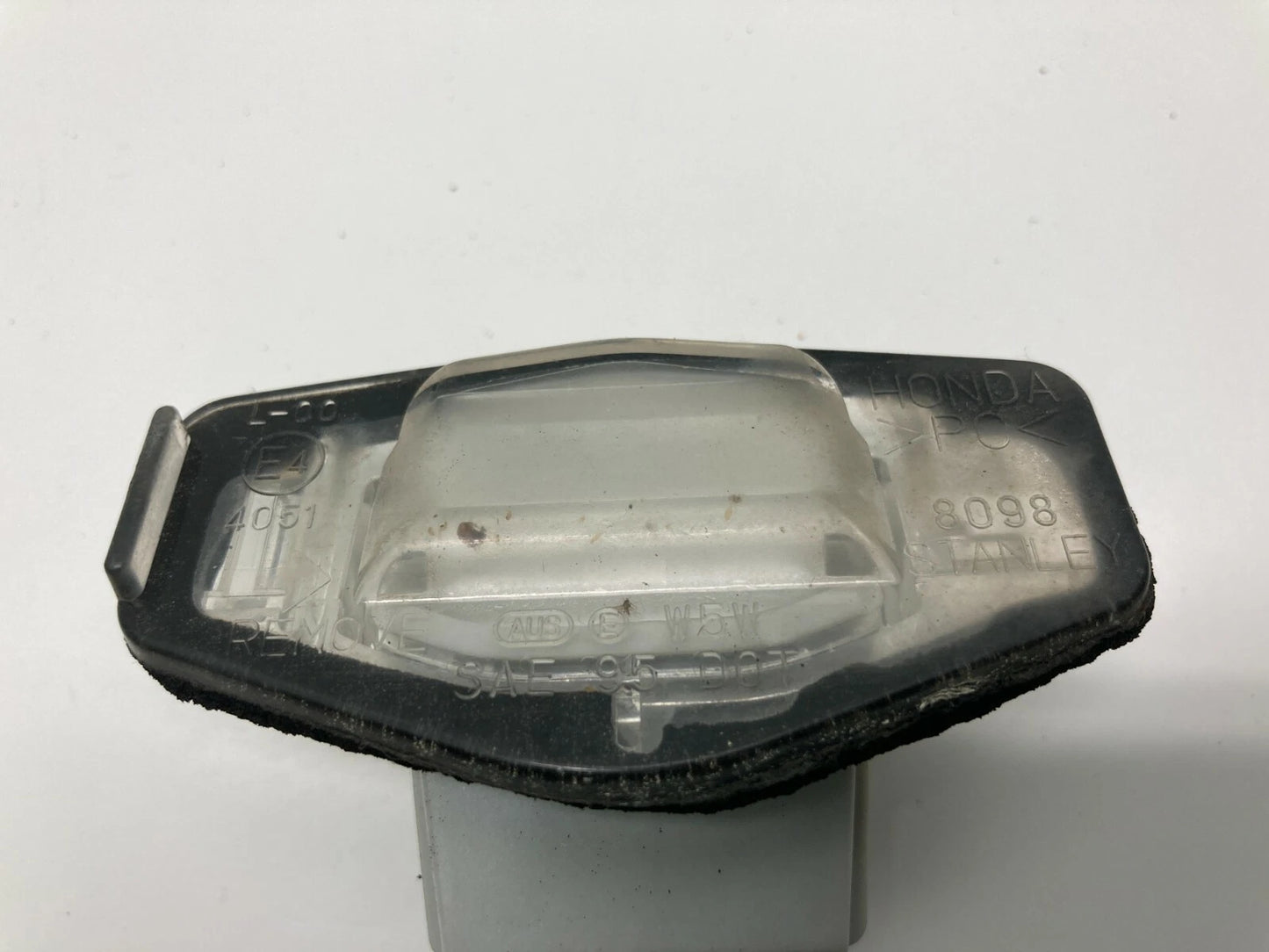 2004 05 06 07 2008 ACURA TL REAR LICENSE PLATE LIGHT LAMP ASSEMBLY OEM