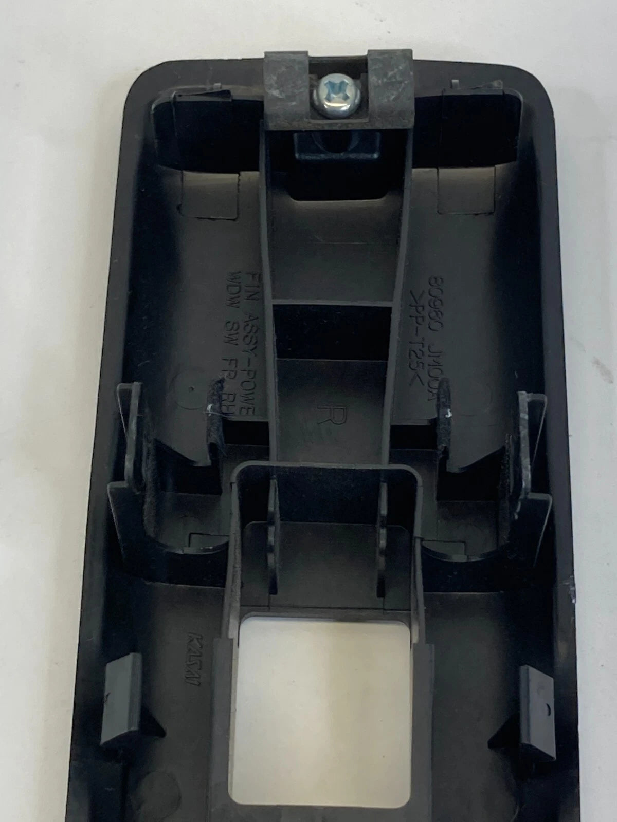 2014 2015 NISSAN ROGUE SELECT FRONT RIGHT SIDE DOOR WINDOW SWITCH TRIM BEZEL OEM