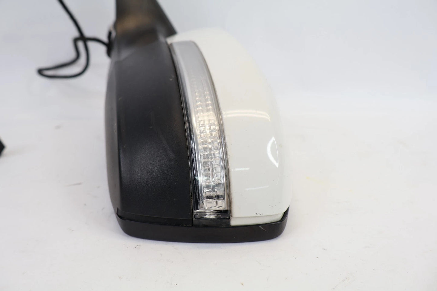 2012-2015 VOLKSWAGEN PASSAT LEFT SIDE VIEW POWER DOOR MIRROR ASSEMBLY WHITE OEM