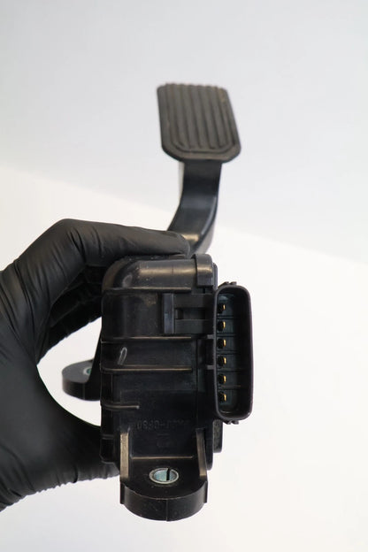 2004-2009 TOYOTA PRIUS AUTO TRANS GAS ACCELERATOR PEDAL SENSOR ASSEMBLY OEM