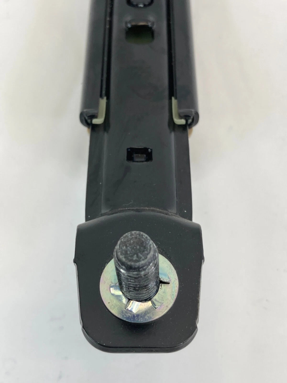 2008-2010 SATURN VUE SUV 4-DR FRONT LEFT DRIVER SEAT BELT HEIGHT ADJUSTER ASSY