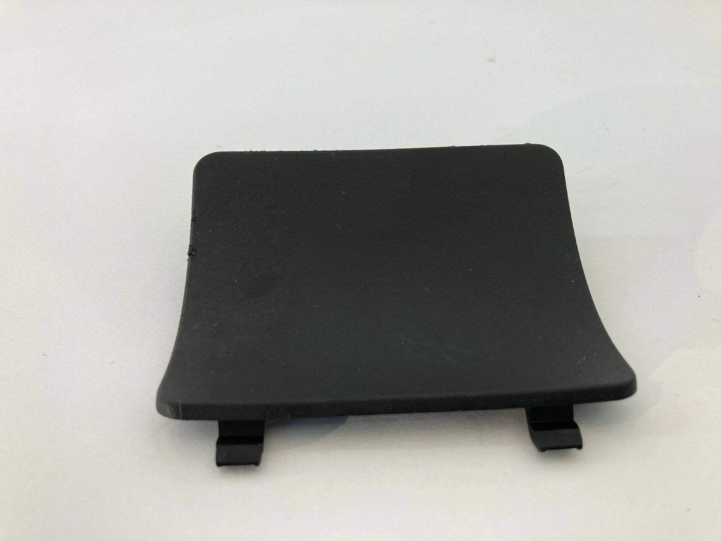 2010 SATURN OUTLOOK INTERIOR INNER ACCESS COVER TRIM BEZEL 25804495