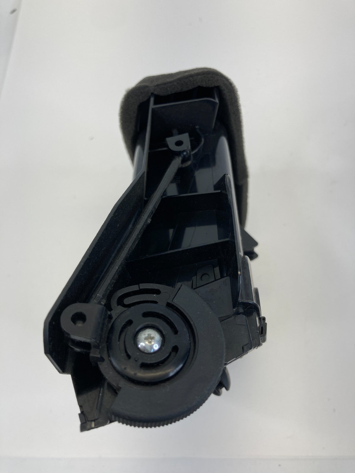 2007 2008 Infiniti G35 Center Dash A/C Air Vent Grill Grille Set Pair OEM