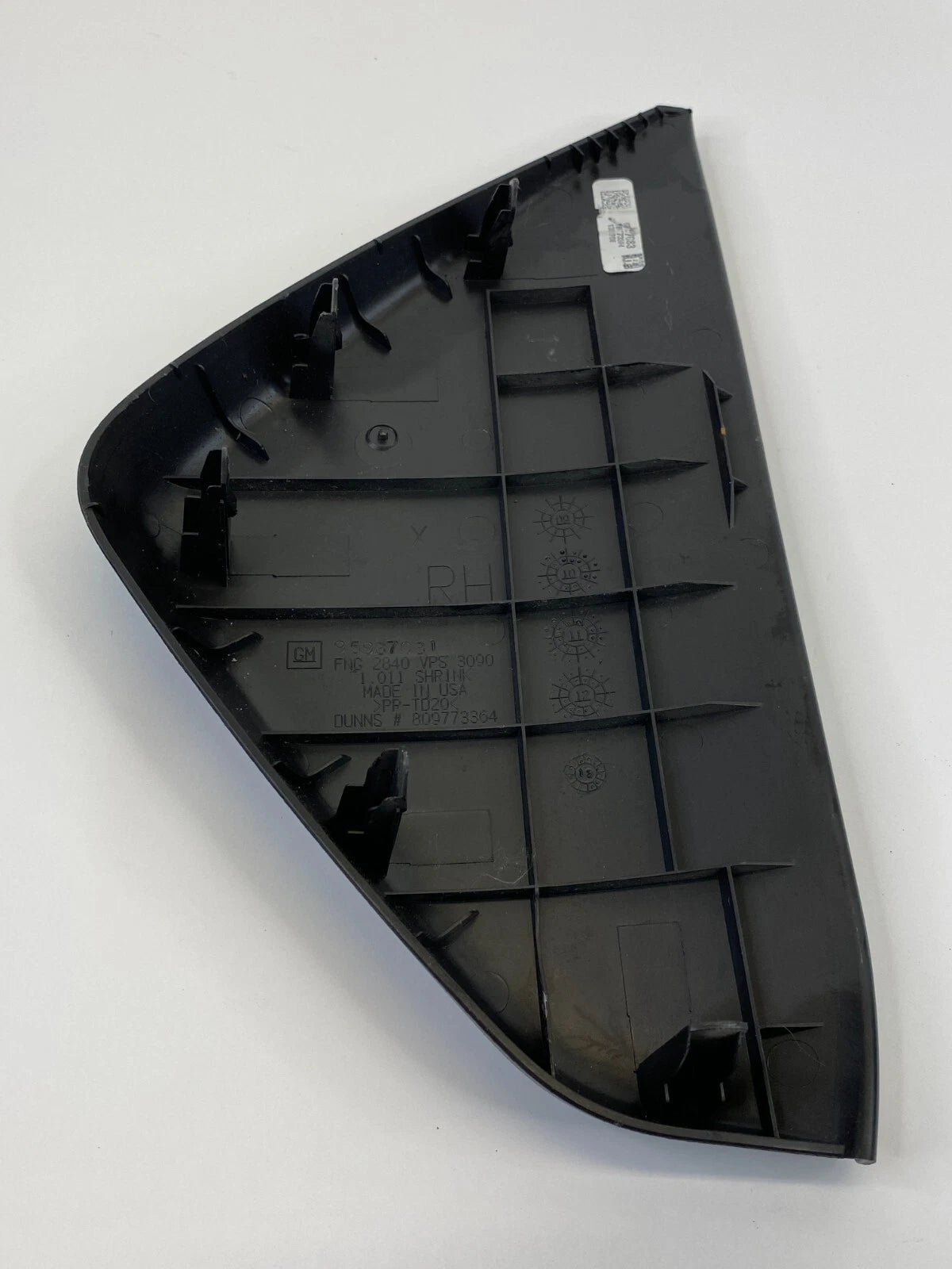 2011-2016 CHEVROLET CRUZE FRONT RIGHT SIDE DASH END PANEL COVER CAP OUTER TRIM