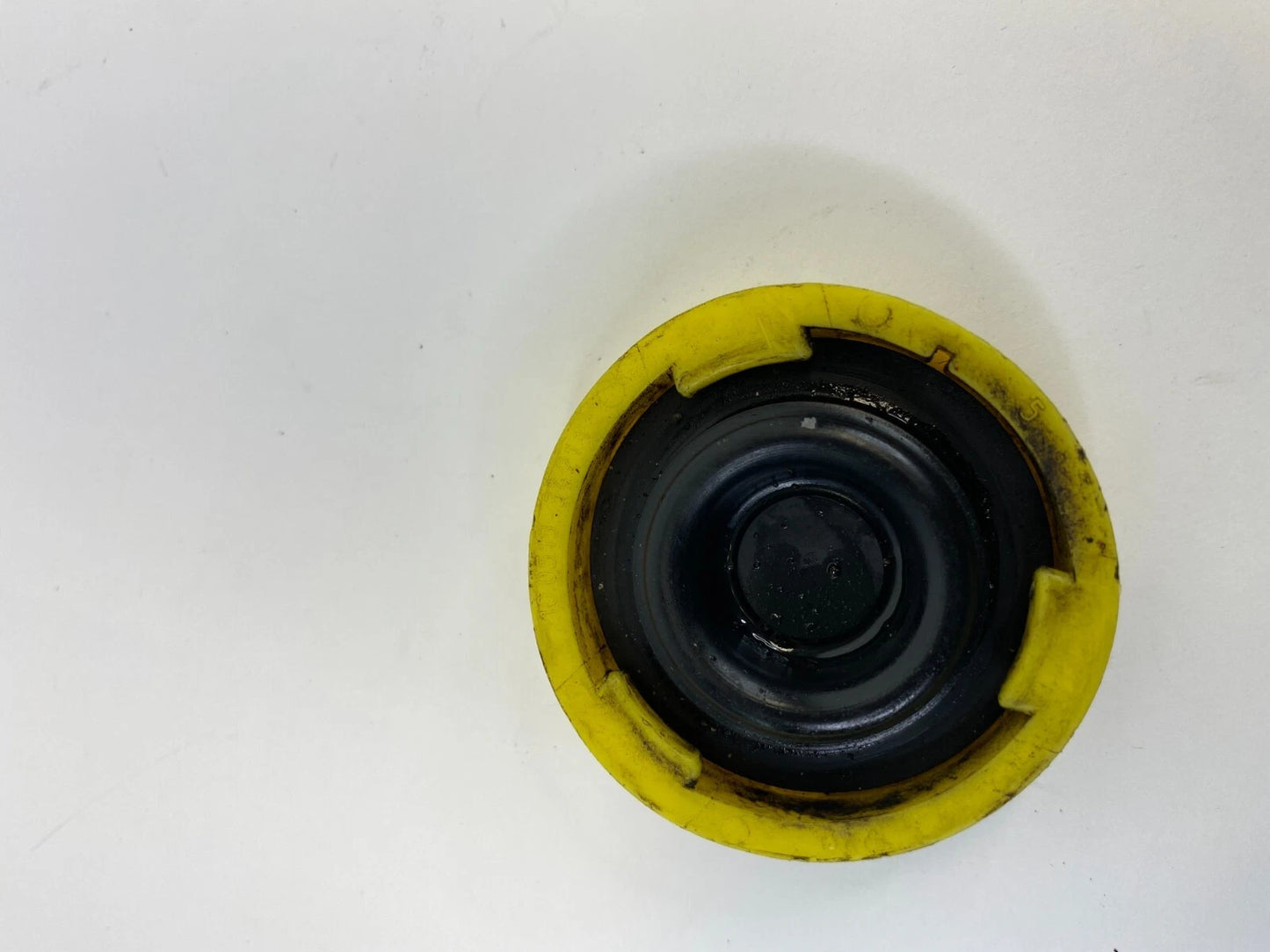 2001-2010 JEEP GRAND CHEROKEE BRAKE MASTER CYLINDER RESERVOIR COVER CAP OEM