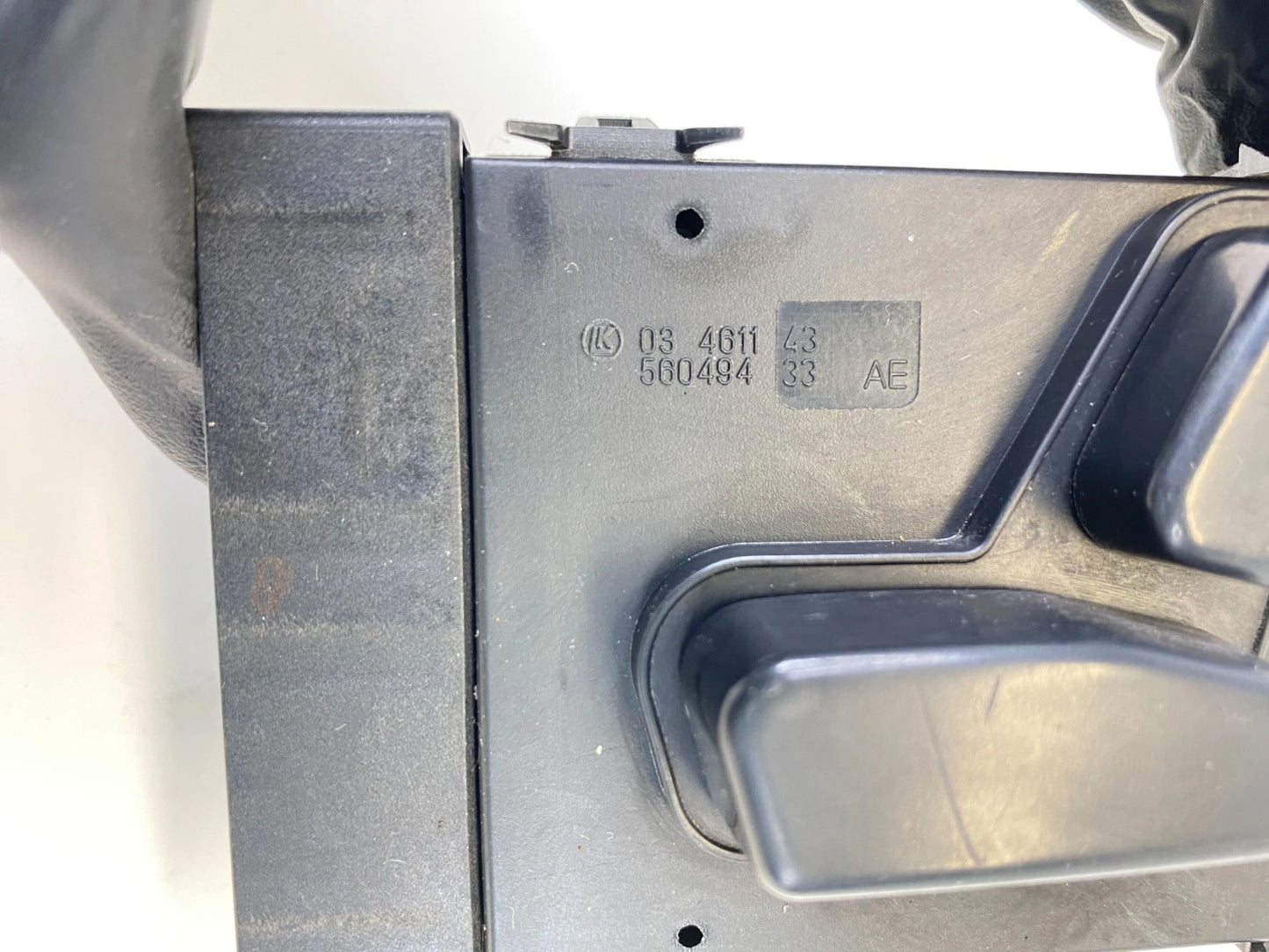 2005-2023 CHRYSLER 300 FRONT LEFT SIDE POWER SEAT ADJUSTER SWITCH 56049433AE OEM