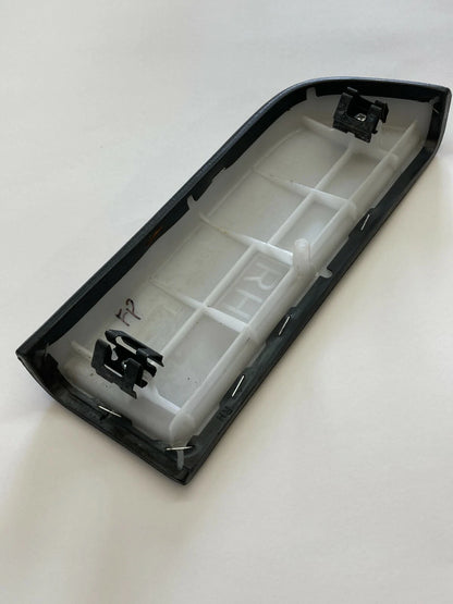 1996-1999 NISSAN PATHFINDER FRONT RIGHT DOOR ARMREST PAD REST OEM