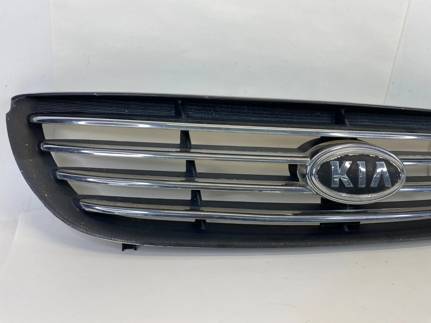 06 07 08 KIA OPTIMA FR BUMPER UPPER GRILL GRILLE CHROME W EMBLEM 86350-2G100 OEM