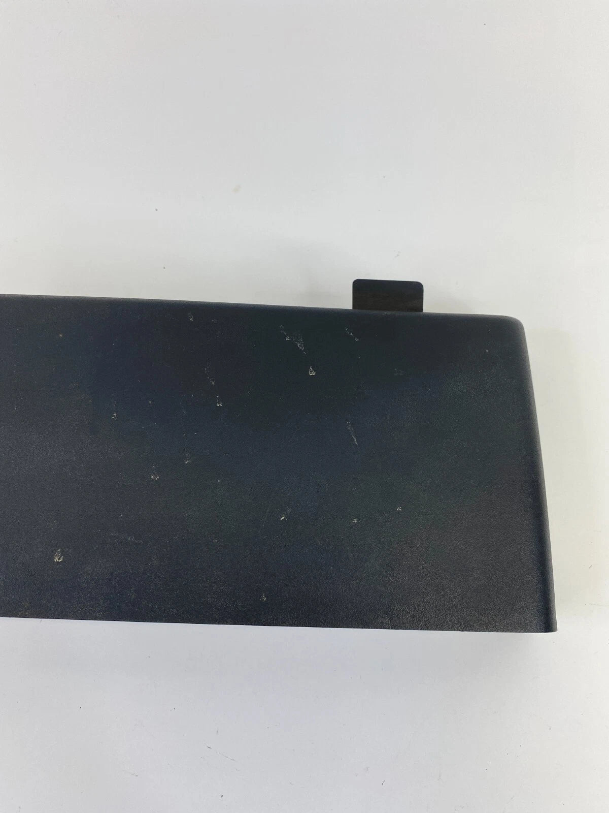 2006-2013 RANGE ROVER SPORT REAR RIGHT SEAT BOLT COVER TRIM PANEL ASSY HXA500210