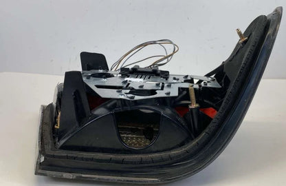 1998 1999 MERCEDES-BENZ E430 TAIL LIGHT LAMP RIGHT SIDE OUTER AFTERMARKET
