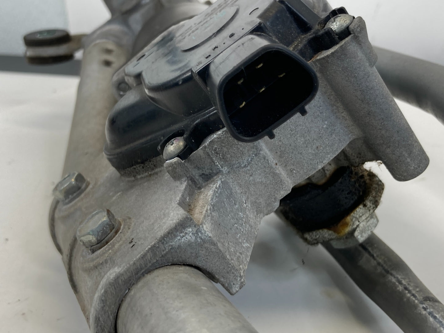 2011-2017 Honda Odyssey Front Windshield Wiper Motor w/ Linkage 76505-TK8A-A020