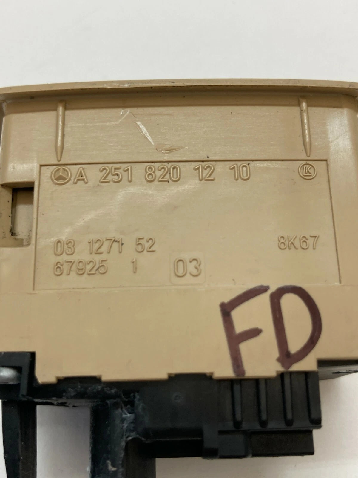 06-08 MERCEDES-BENZ R350 TRUNK LIFTGATE RELEASE CONTROL SWITCH BUTTON A251820121