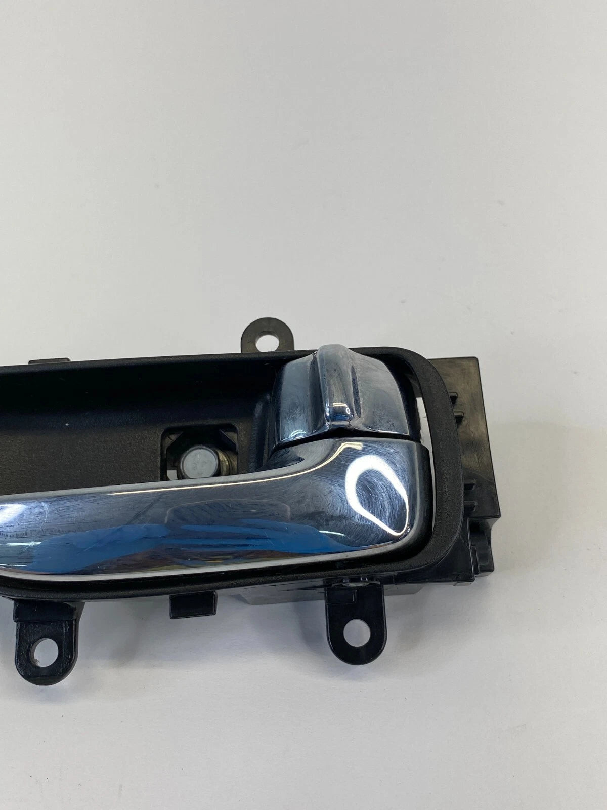 2008-2013 NISSAN ROGUE REAR RIGHT PASSENGER INNER DOOR HANDLE ASSEMBLY OEM
