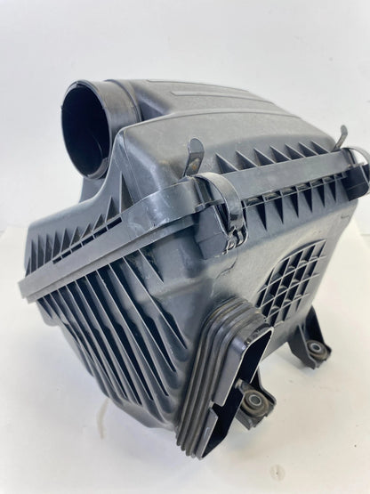 11-15 Kia Optima 2.4L FWD Air Filter Intake Cleaner Box Housing Assy 28110-3Q100