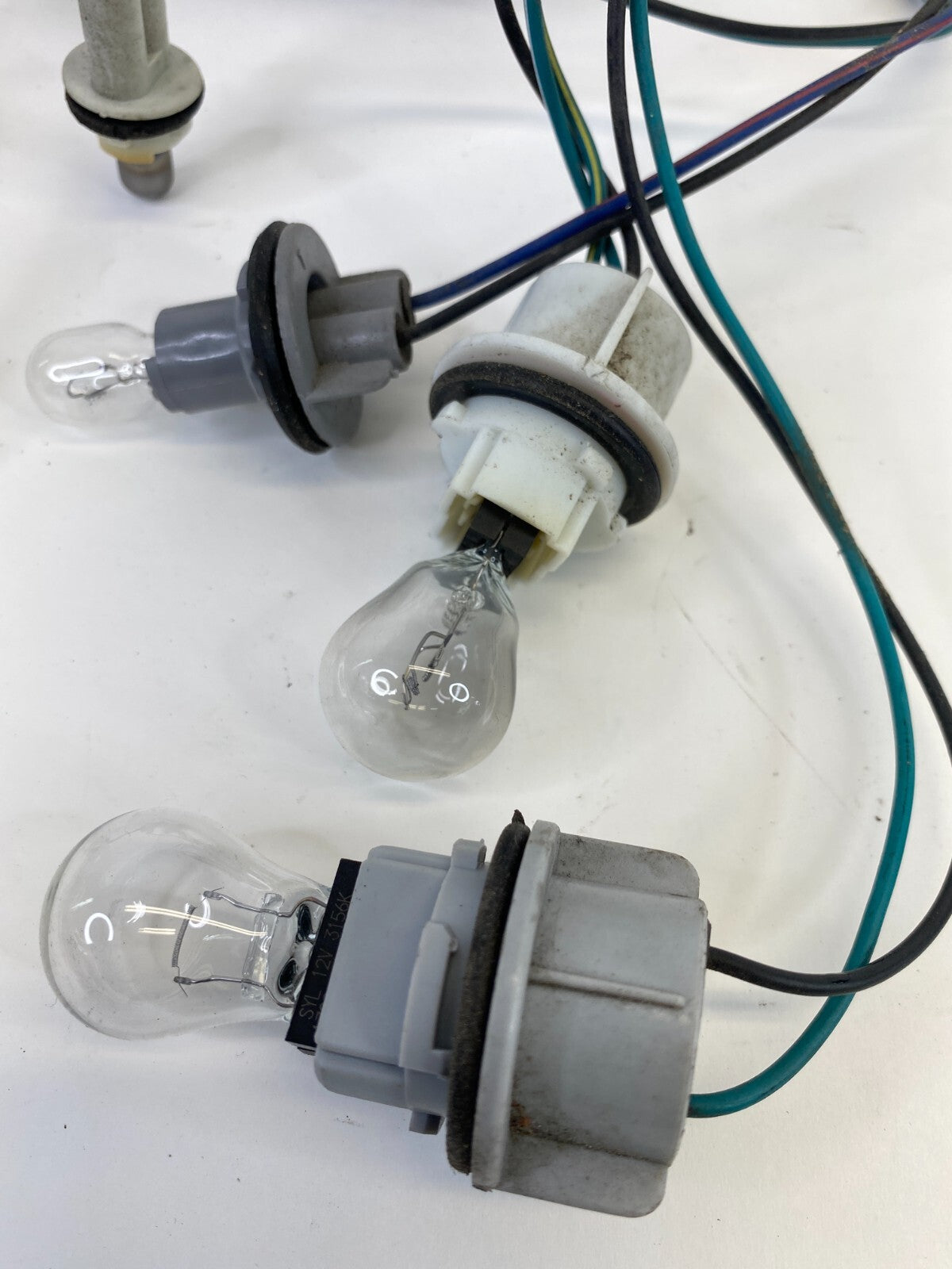 2008-2011 Nissan Altima Tail Light Taillight Wire Wiring Harness Bulb Cable