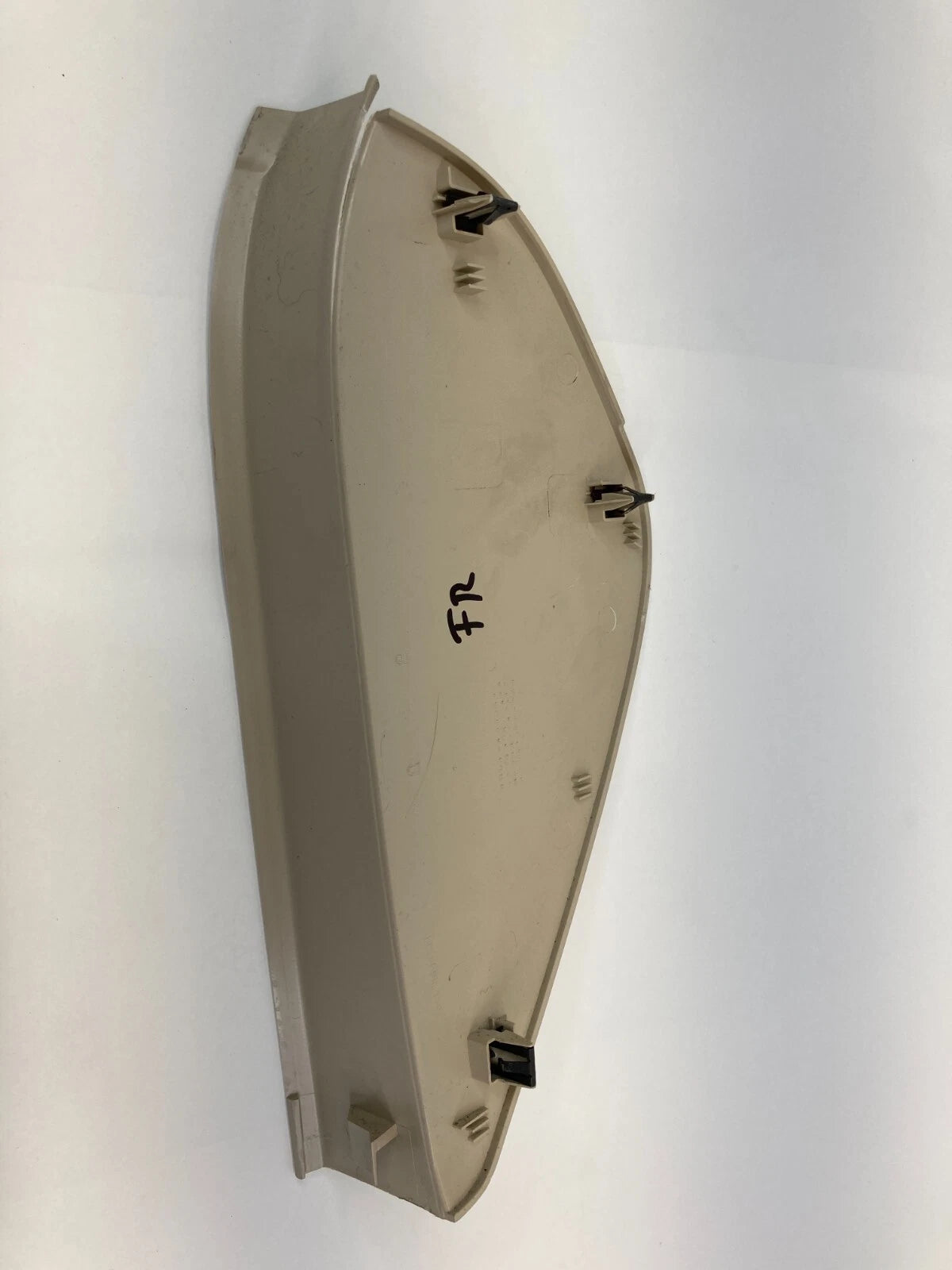 2009-2017 VOLKSWAGEN TIGUAN FRONT RIGHT DASH END CAP COVER TRIM 5N0-858-218-B