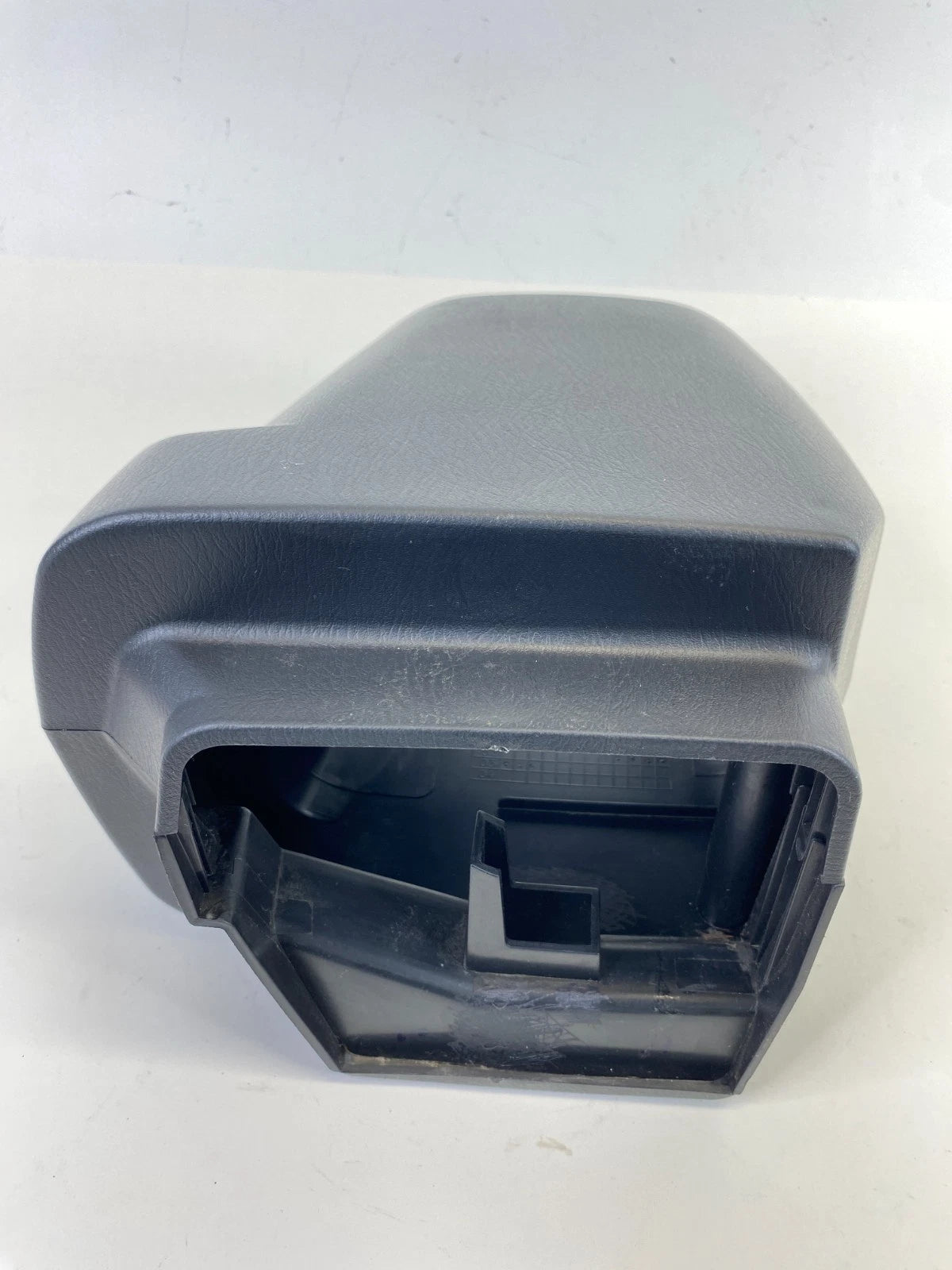 2003 2004 NISSAN XTERRA UPPER & LOWER STEERING COLUMN COVER 48470-2Z600 OEM